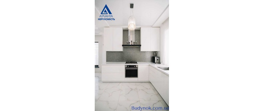 продаж 4-к будинок Луцьк, Боратин, 280000 $