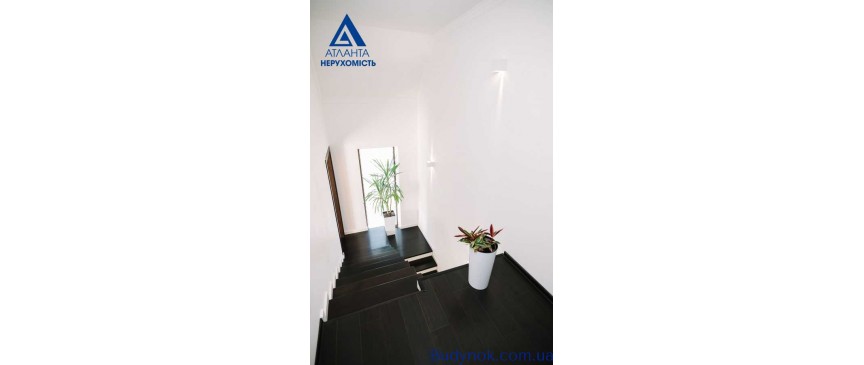 продаж 4-к будинок Луцьк, Боратин, 280000 $