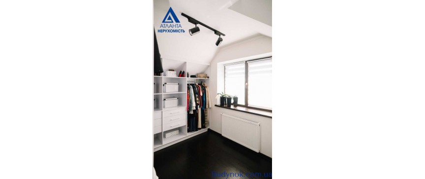 продаж 4-к будинок Луцьк, Боратин, 280000 $