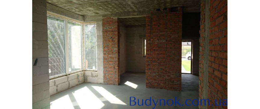 Новий житловий будинок 131 м.кв. в с. Крячки Київської області