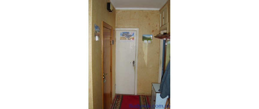 Продам 2-кімнатну квартиру біля метро Лук'янівська, вул. Герцена, 18/20. Від власника.