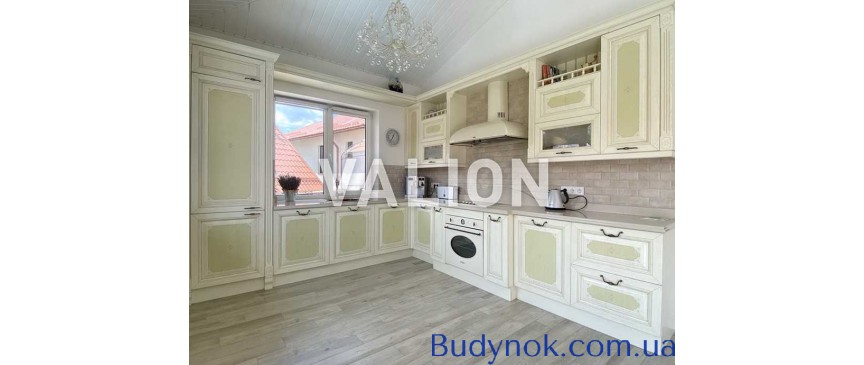 продаж готель Хустський, Шаян, 1150000 $