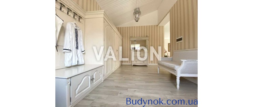 продаж готель Хустський, Шаян, 1150000 $