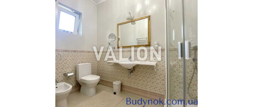 продаж готель Хустський, Шаян, 1150000 $