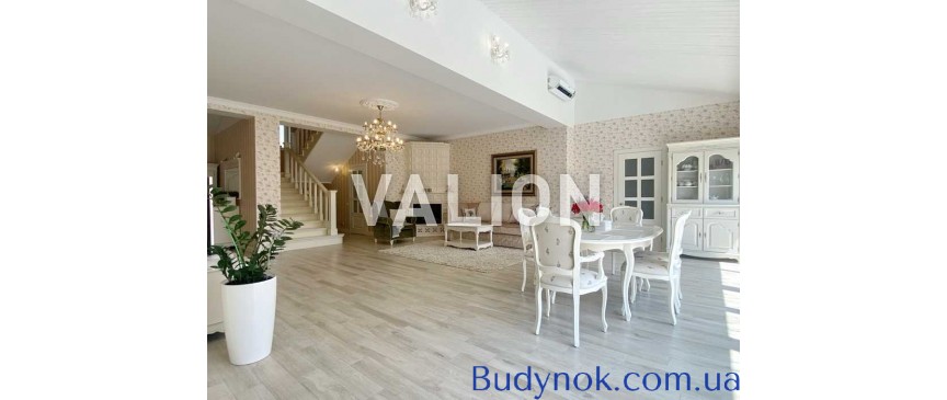 продаж готель Хустський, Шаян, 1150000 $