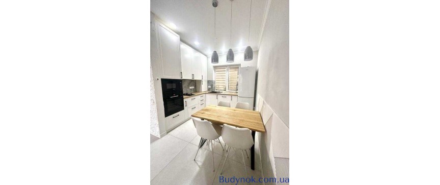 довгострокова оренда 3-к таунхаус Києво-Святошинський, Гатне, 35800 грн./міс.