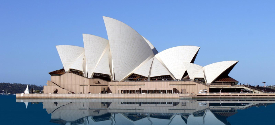 Оперный театр в Сиднее (Австралия)
